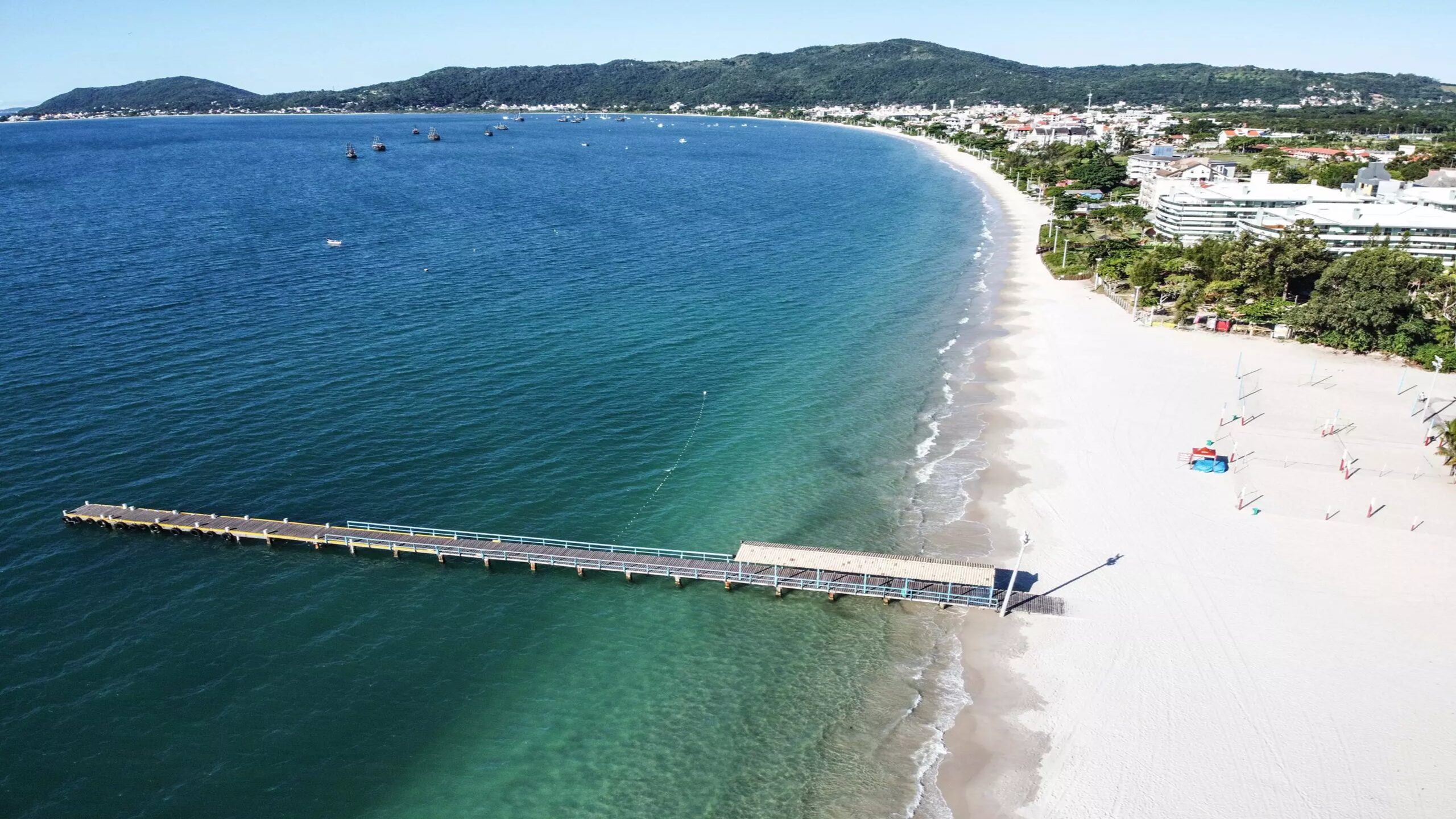Praia da Cachoeira do bom Jesus - Santa Catariana - Florianópolis - Giovani Claro Imóveis